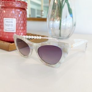 Lele Sadoughi Women's Downtown Cat Eye Sunglasses, white Mother of Pearl, NWT